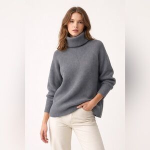 CLOSED WOOL AND CASHMERE TURTLENECK SWEATER